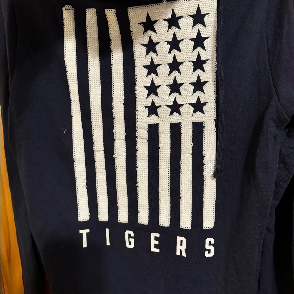 PINK Victoria's Secret Detroit Tigers Jacket in Navy and Orange - Picture 4 of 4